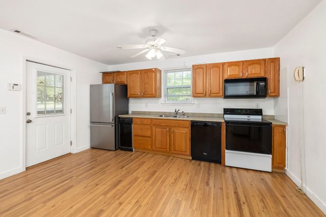 2551 Patriot Road, Manning, SC 29102