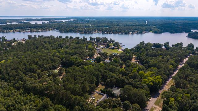 2551 Patriot Road, Manning, SC 29102
