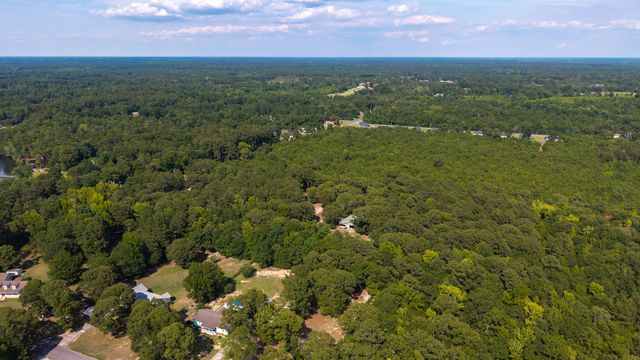 2551 Patriot Road, Manning, SC 29102