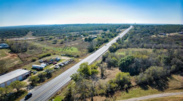 6635 S US HIGHWAY 183, Lockhart, TX 78644