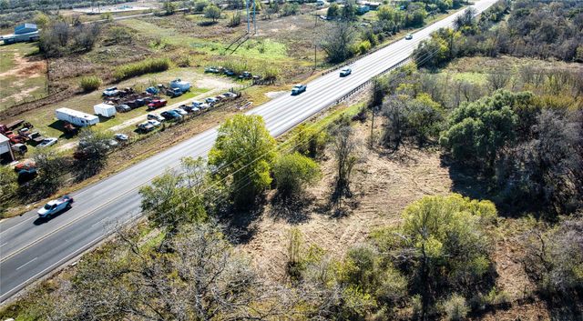 6635 S US HIGHWAY 183, Lockhart, TX 78644