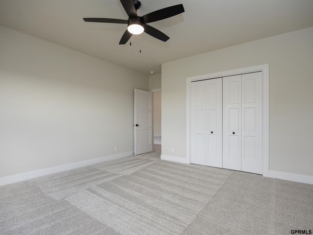 11666 S 124 Avenue, Papillion, NE 68046