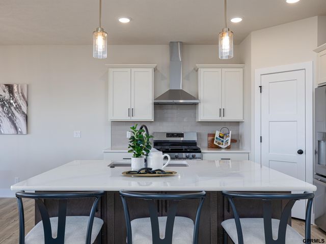 11666 S 124 Avenue, Papillion, NE 68046