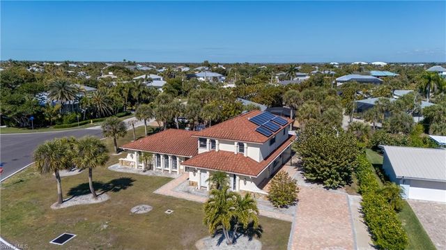 3730 Agate CT, Sanibel, FL 33957