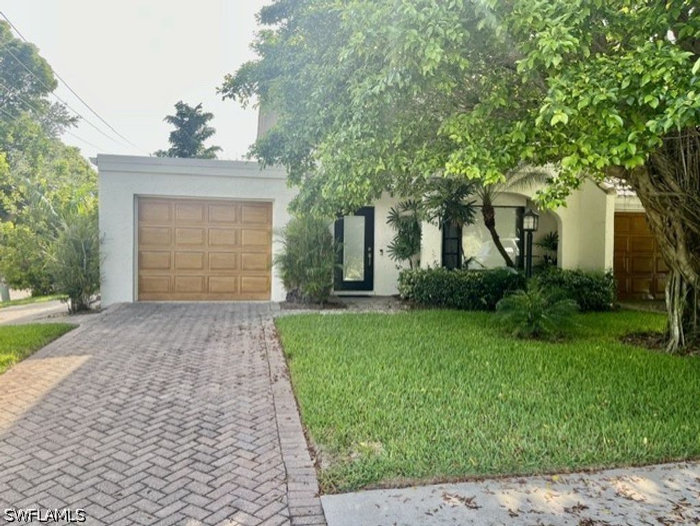 1140 5th ST S A, Naples, FL 34102