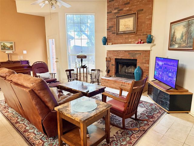 5425 Wood Creek Lane, Garland, TX 75044