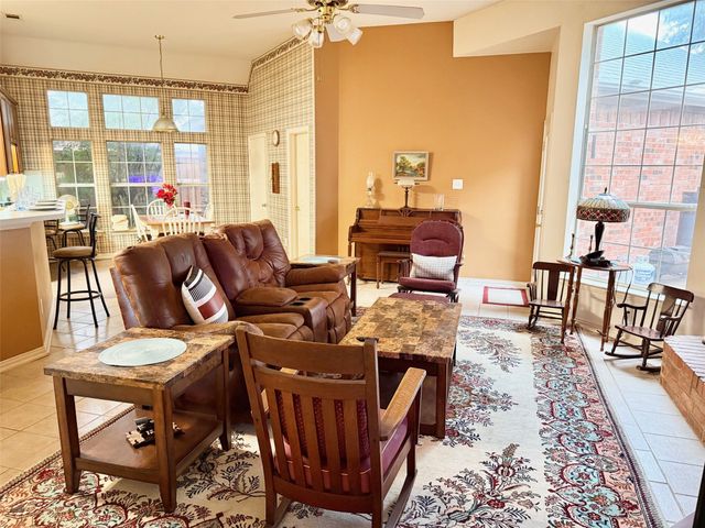 5425 Wood Creek Lane, Garland, TX 75044