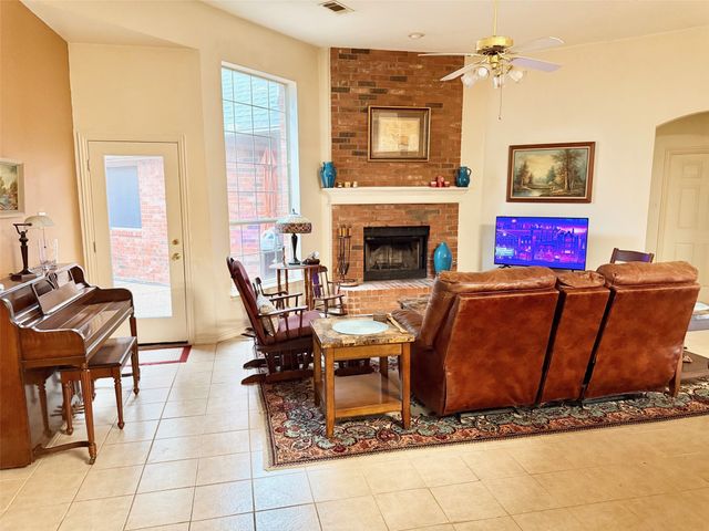 5425 Wood Creek Lane, Garland, TX 75044