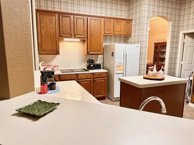 5425 Wood Creek Lane, Garland, TX 75044