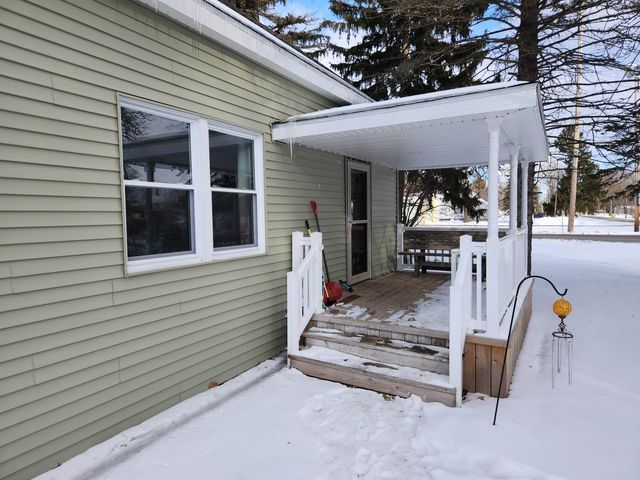 994 S Poseyville Road, Midland, MI 48640