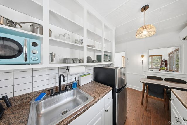 11 Apache Lane, Ferndale, NY 12734