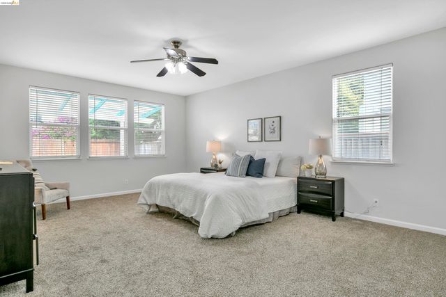 34 Fuller Ct, Oakley, CA 94561