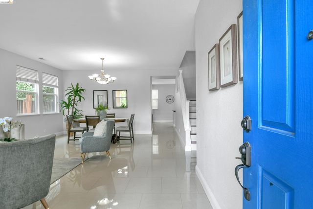 34 Fuller Ct, Oakley, CA 94561