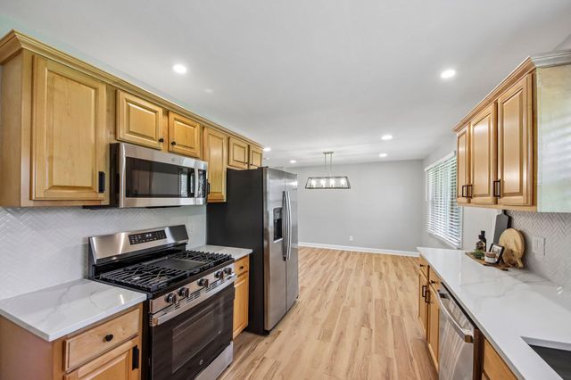 6396 Vermont Street, Merrillville, IN 46410