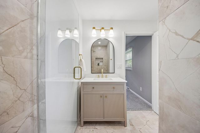 6396 Vermont Street, Merrillville, IN 46410