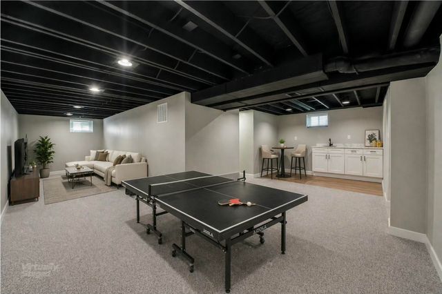 6396 Vermont Street, Merrillville, IN 46410