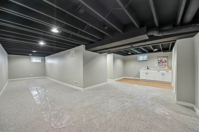 6396 Vermont Street, Merrillville, IN 46410