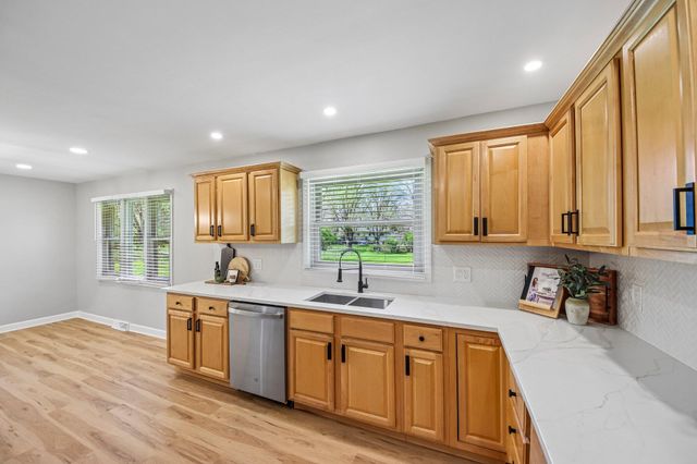 6396 Vermont Street, Merrillville, IN 46410