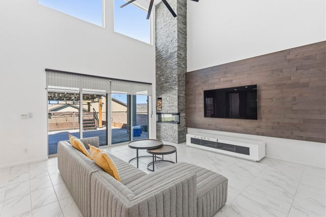 12015 Kachina Peak Trail NW, Albuquerque, NM 87120