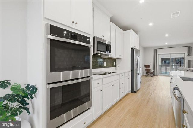 715-B THOMAS LN, Manassas Park, VA 20111