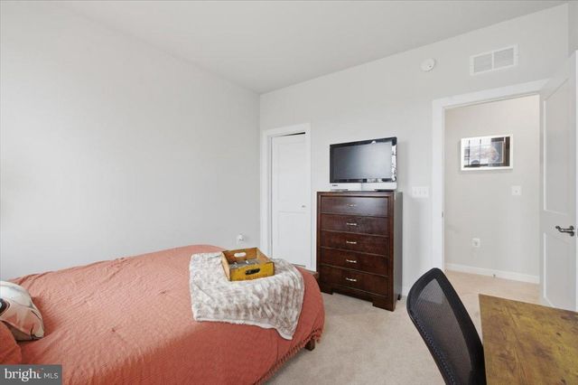 715-B THOMAS LN, Manassas Park, VA 20111