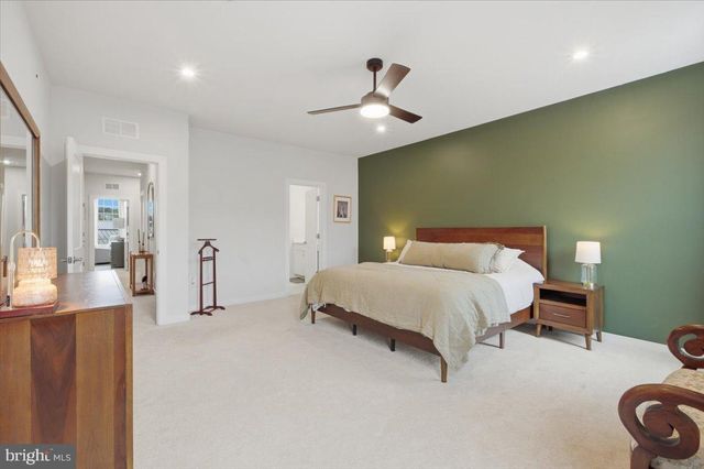 715-B THOMAS LN, Manassas Park, VA 20111