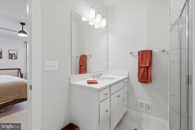 715-B THOMAS LN, Manassas Park, VA 20111