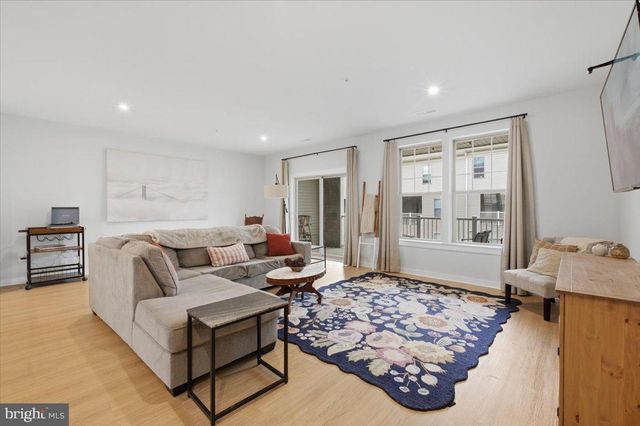 715-B THOMAS LN, Manassas Park, VA 20111