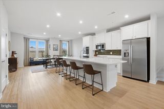 715-B THOMAS LN, Manassas Park, VA 20111