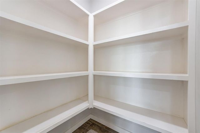 6300 Macarthur Park Circle, Edmond, OK 73012