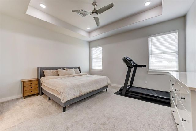 6300 Macarthur Park Circle, Edmond, OK 73012