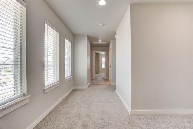 6300 Macarthur Park Circle, Edmond, OK 73012