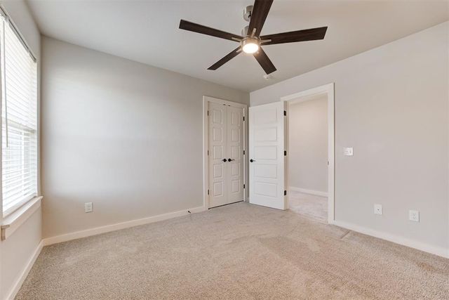 6300 Macarthur Park Circle, Edmond, OK 73012