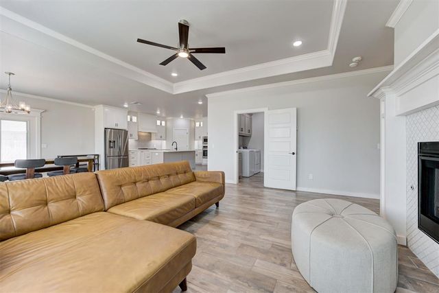 6300 Macarthur Park Circle, Edmond, OK 73012