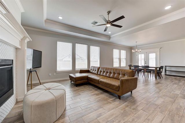 6300 Macarthur Park Circle, Edmond, OK 73012