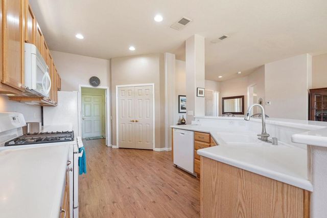43762 Royal Saint George Drive, Indio, CA 92201