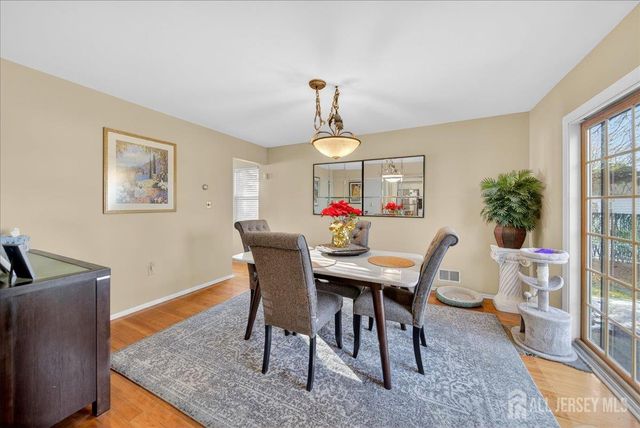 8 N Grand Avenue, Port Reading, NJ 07064