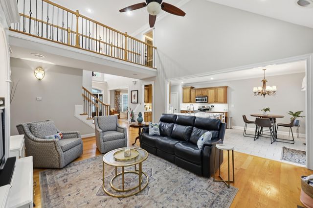 1044 Bay Colony Drive, Richmond, KY 40475