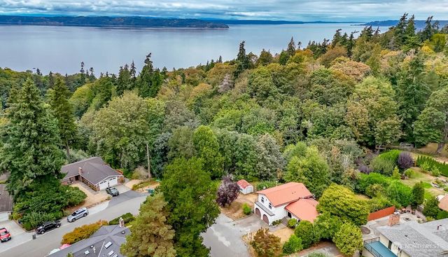 1304 S 286th Street, Federal Way, WA 98003