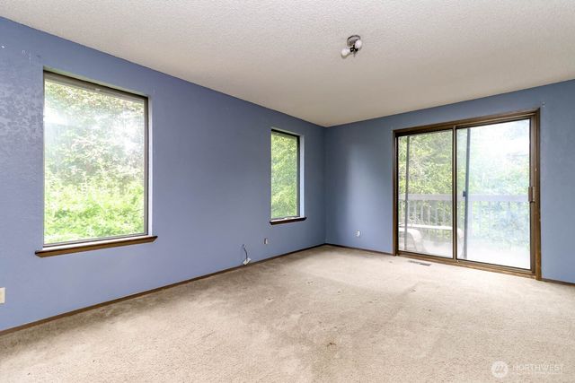 1304 S 286th Street, Federal Way, WA 98003