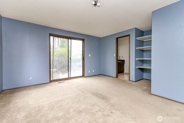 1304 S 286th Street, Federal Way, WA 98003