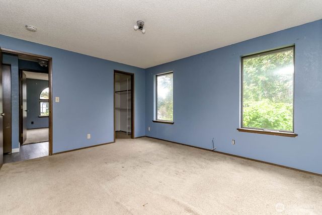1304 S 286th Street, Federal Way, WA 98003