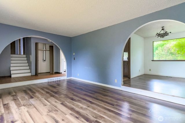 1304 S 286th Street, Federal Way, WA 98003