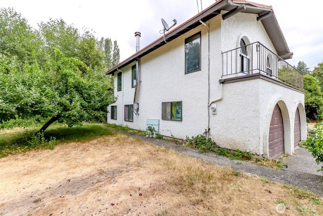 1304 S 286th Street, Federal Way, WA 98003