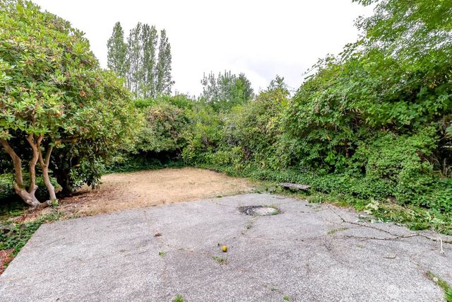 1304 S 286th Street, Federal Way, WA 98003