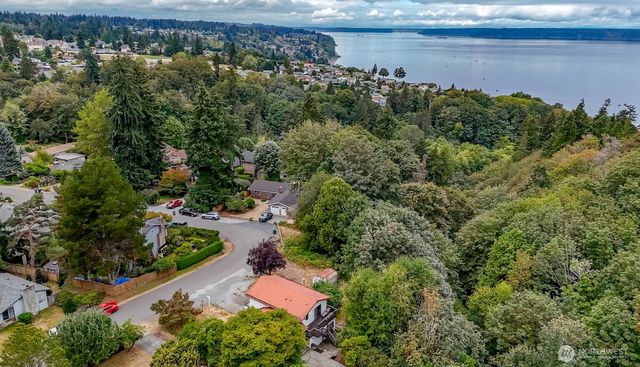 1304 S 286th Street, Federal Way, WA 98003