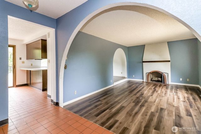 1304 S 286th Street, Federal Way, WA 98003