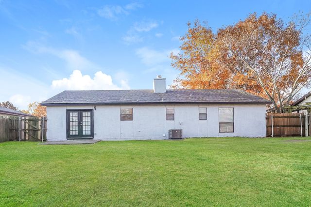 2737 Mill Pond Road, Denton, TX 76209