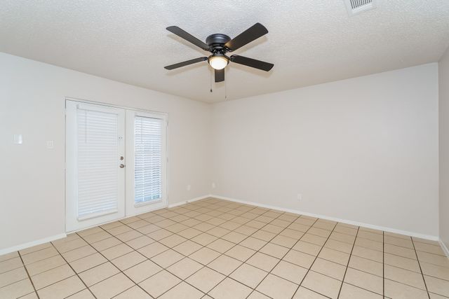 2737 Mill Pond Road, Denton, TX 76209