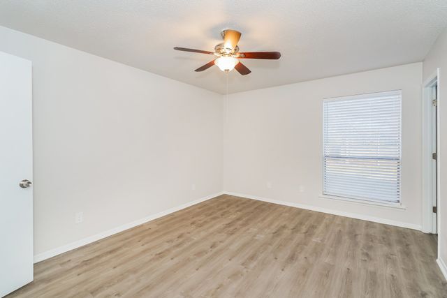 2737 Mill Pond Road, Denton, TX 76209